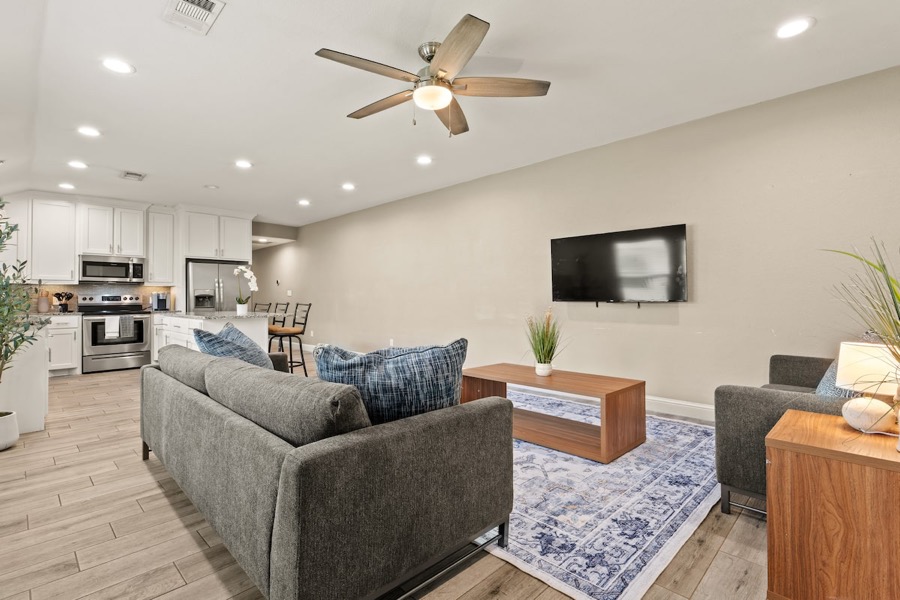 Modern kitchen in a Sherman, Texas apartment near Austin College